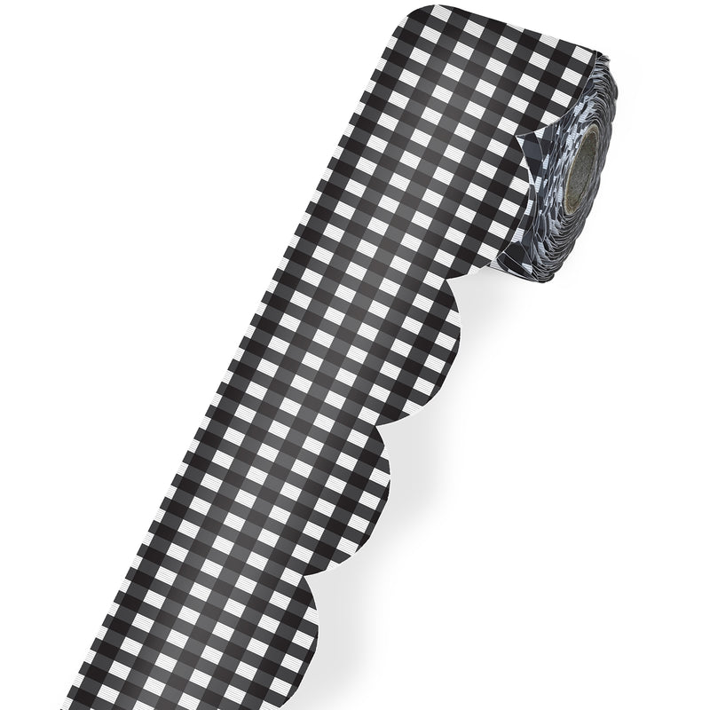 Blk Gingham Rolled Scallop Border
